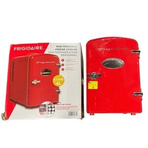 Frigidaire | Retro 4L Red Mini Personal Fridge Cooler Drinks Snacks Skincare